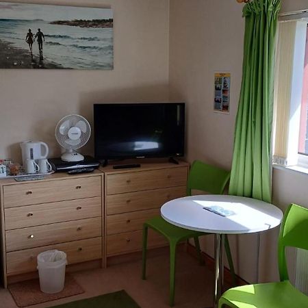 Pendine Sands Guest House ภายนอก รูปภาพ