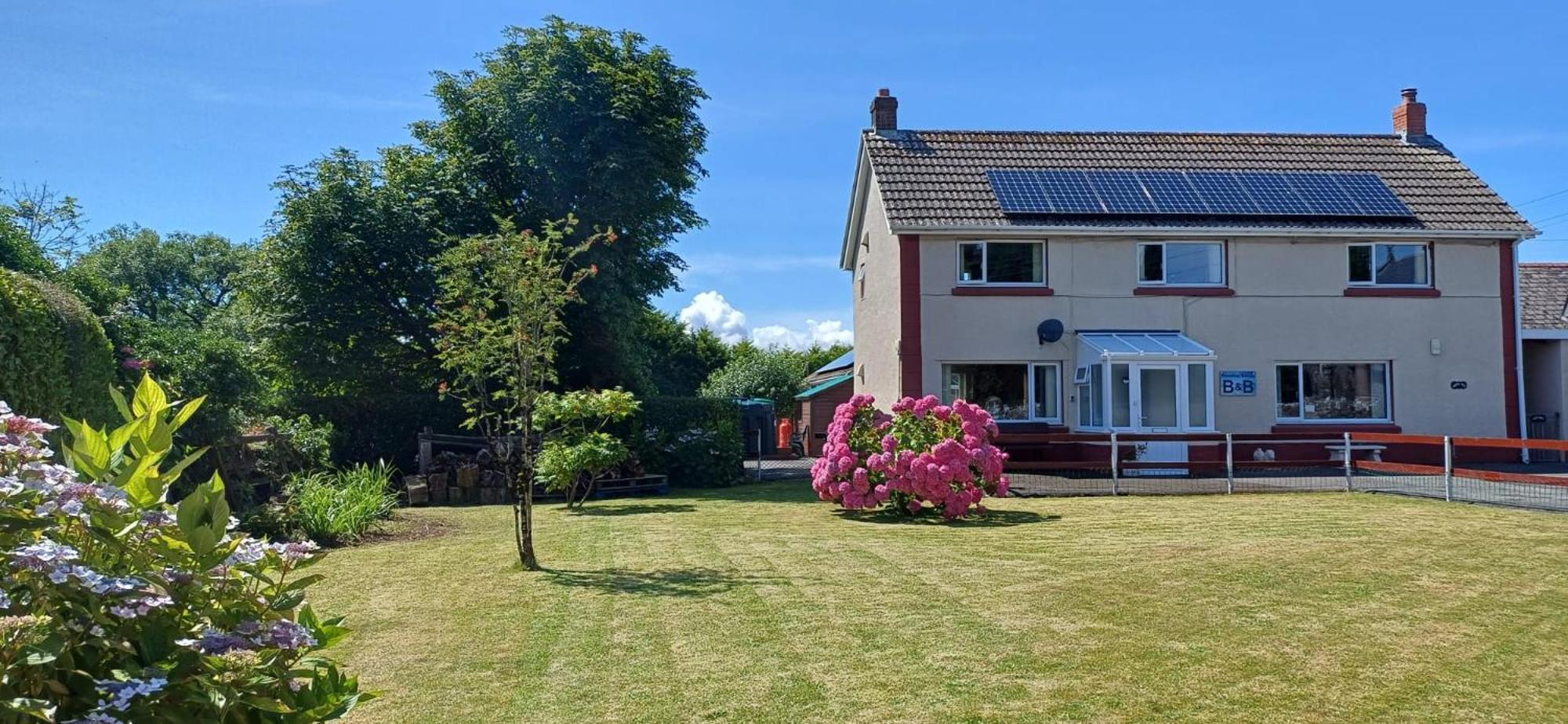 Pendine Sands Guest House ภายนอก รูปภาพ