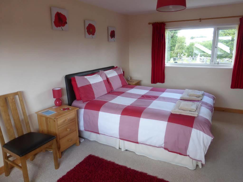 Pendine Sands Guest House ภายนอก รูปภาพ